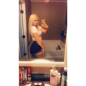 Meet your Posher, Tara